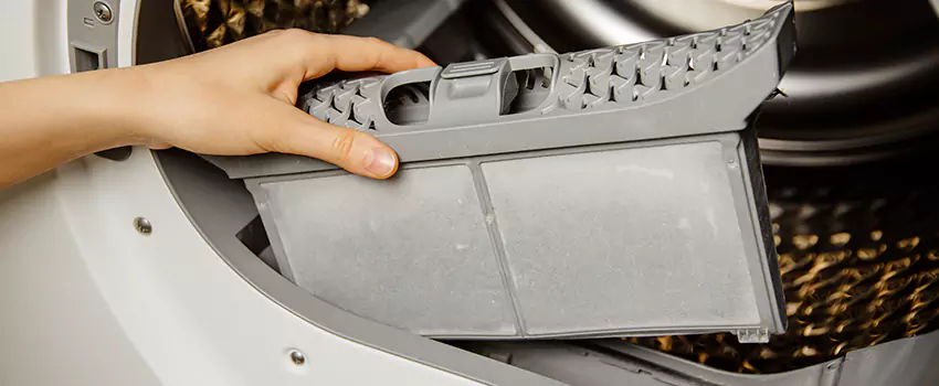 Signs Of A Clogged Dryer Lint Trap in Marumsco, Virginia